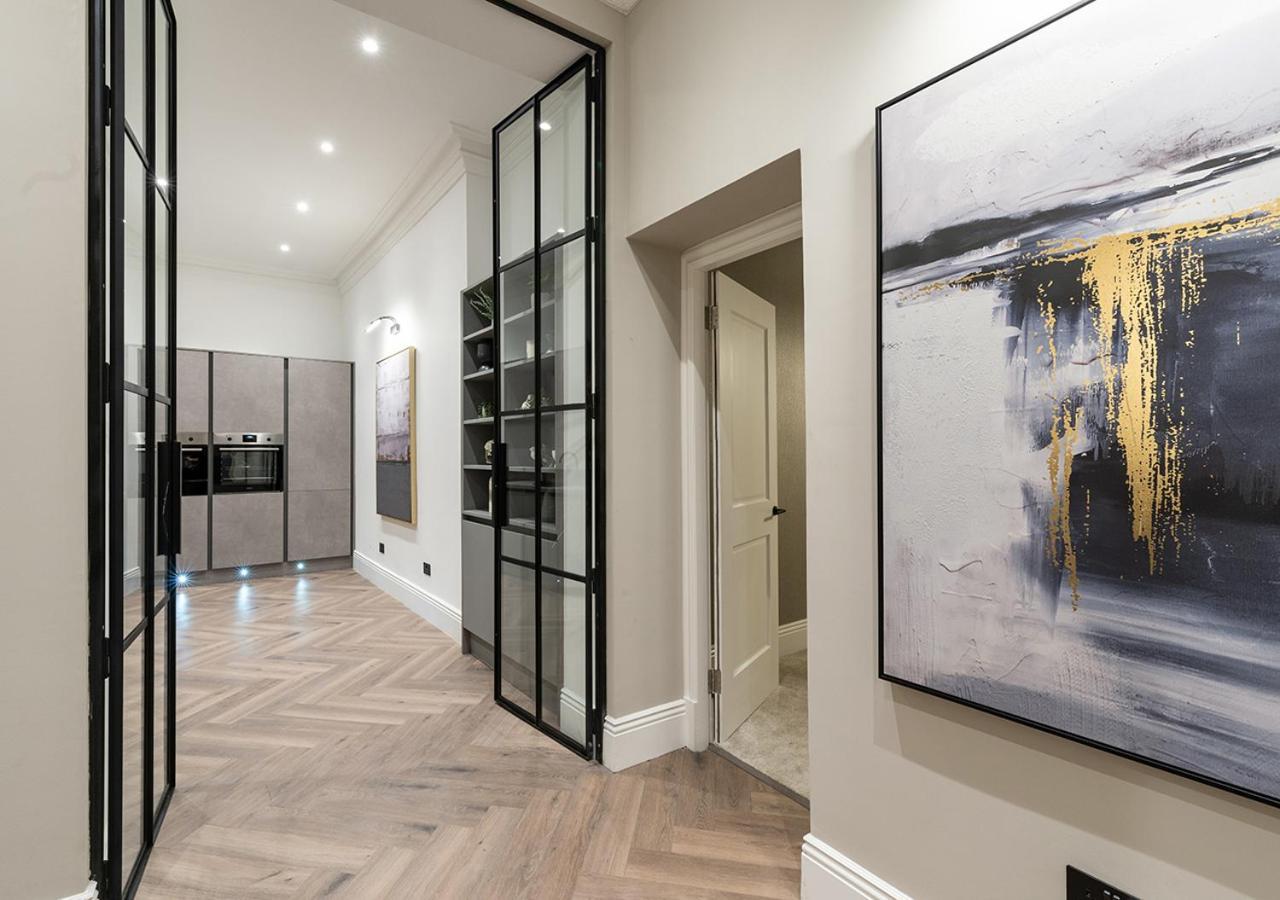 Luxury Georgian City Retreat By Sovo Apartments エディンバラ エクステリア 写真